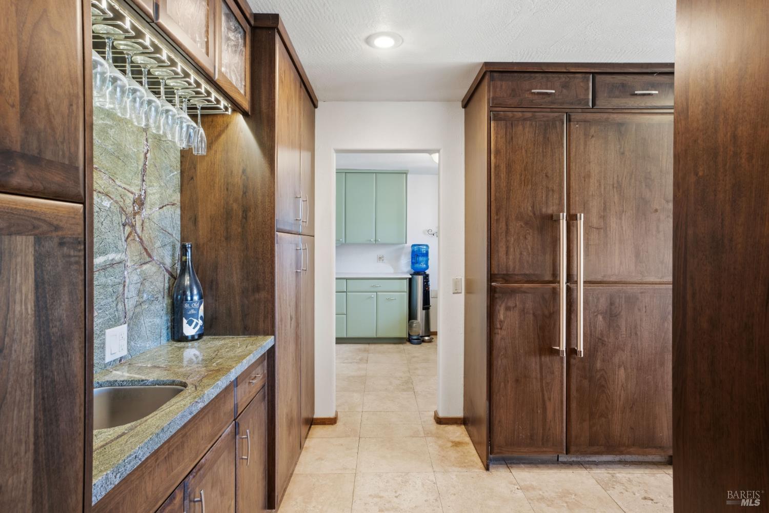 5615 Highland Springs Road Lakeport CA 95453