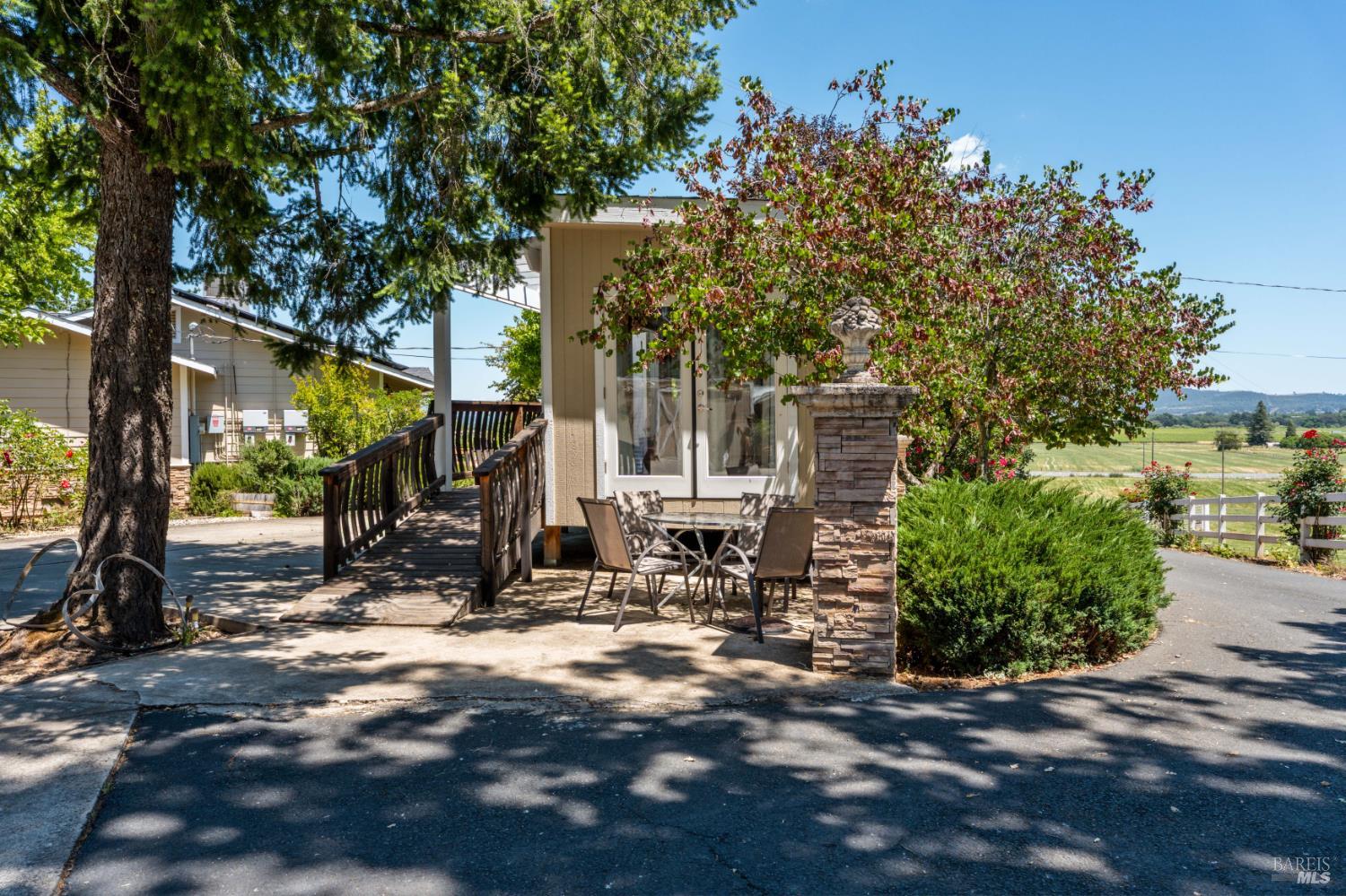 5615 Highland Springs Road Lakeport CA 95453