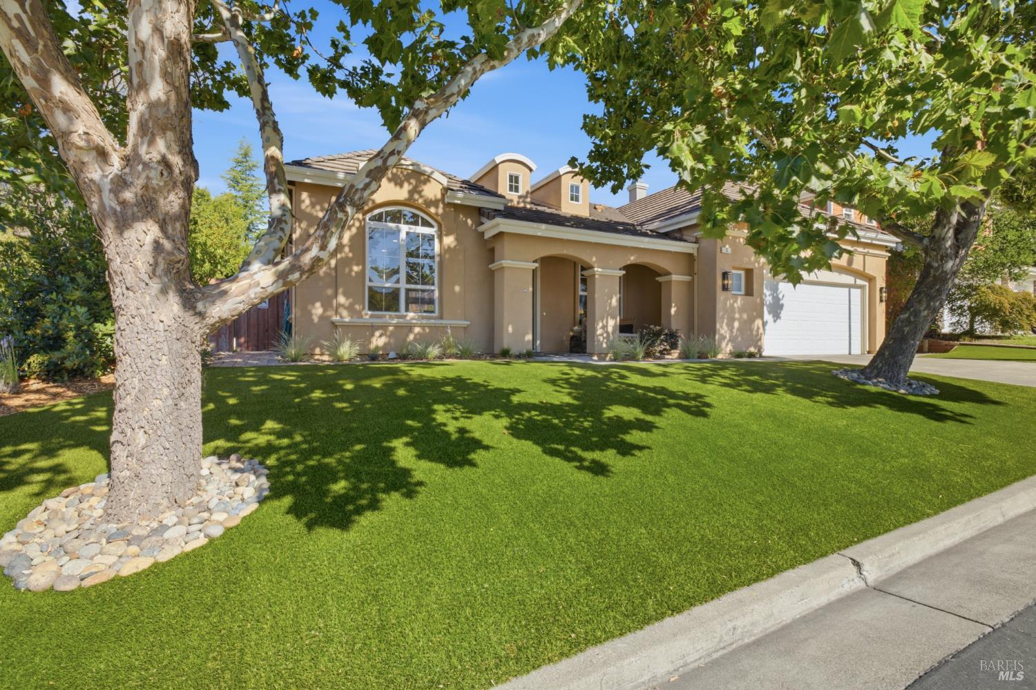 5 Copper Hill Way Novato CA 94947