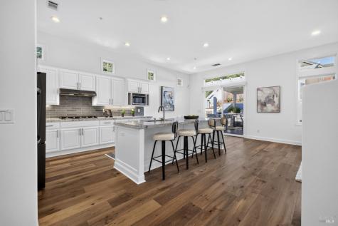 5 Copper Hill Way Novato CA 94947