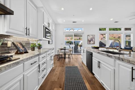 5 Copper Hill Way Novato CA 94947