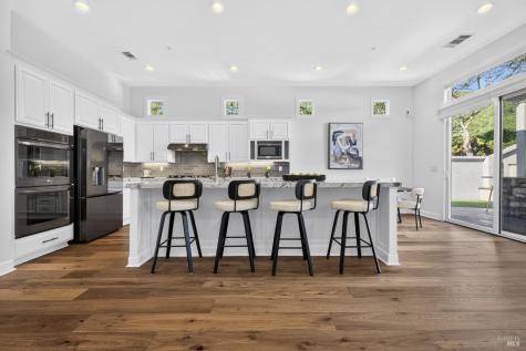 5 Copper Hill Way Novato CA 94947