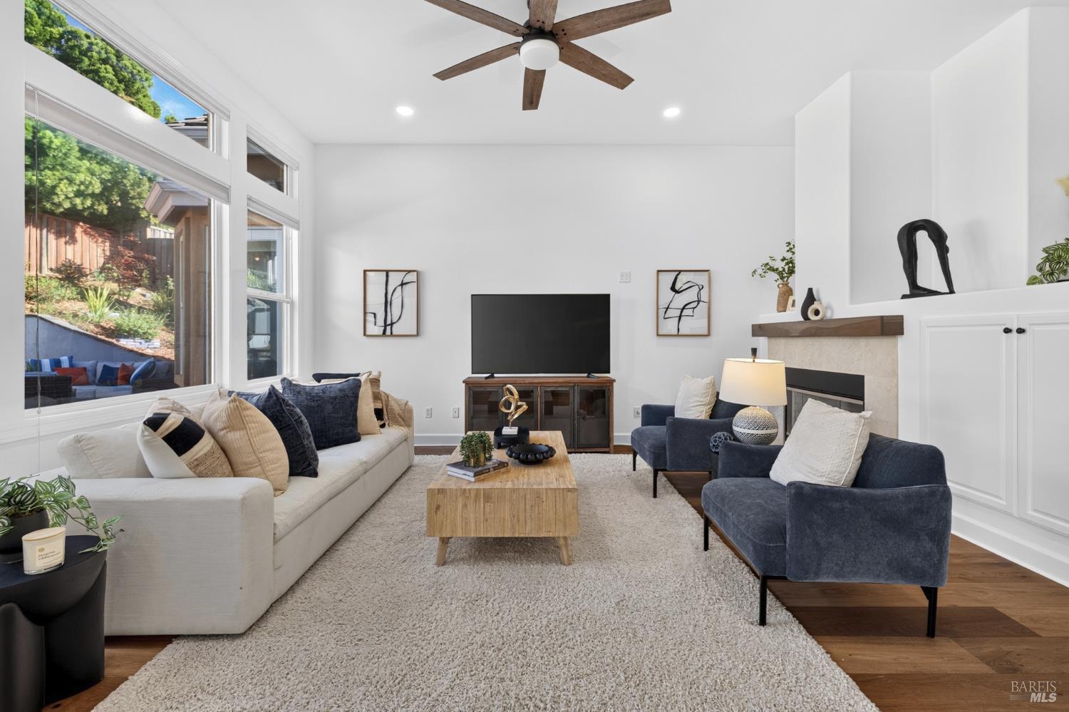 5 Copper Hill Way Novato CA 94947