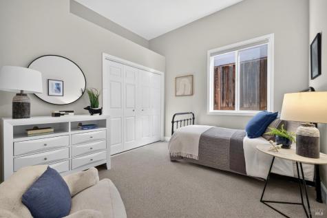 5 Copper Hill Way Novato CA 94947