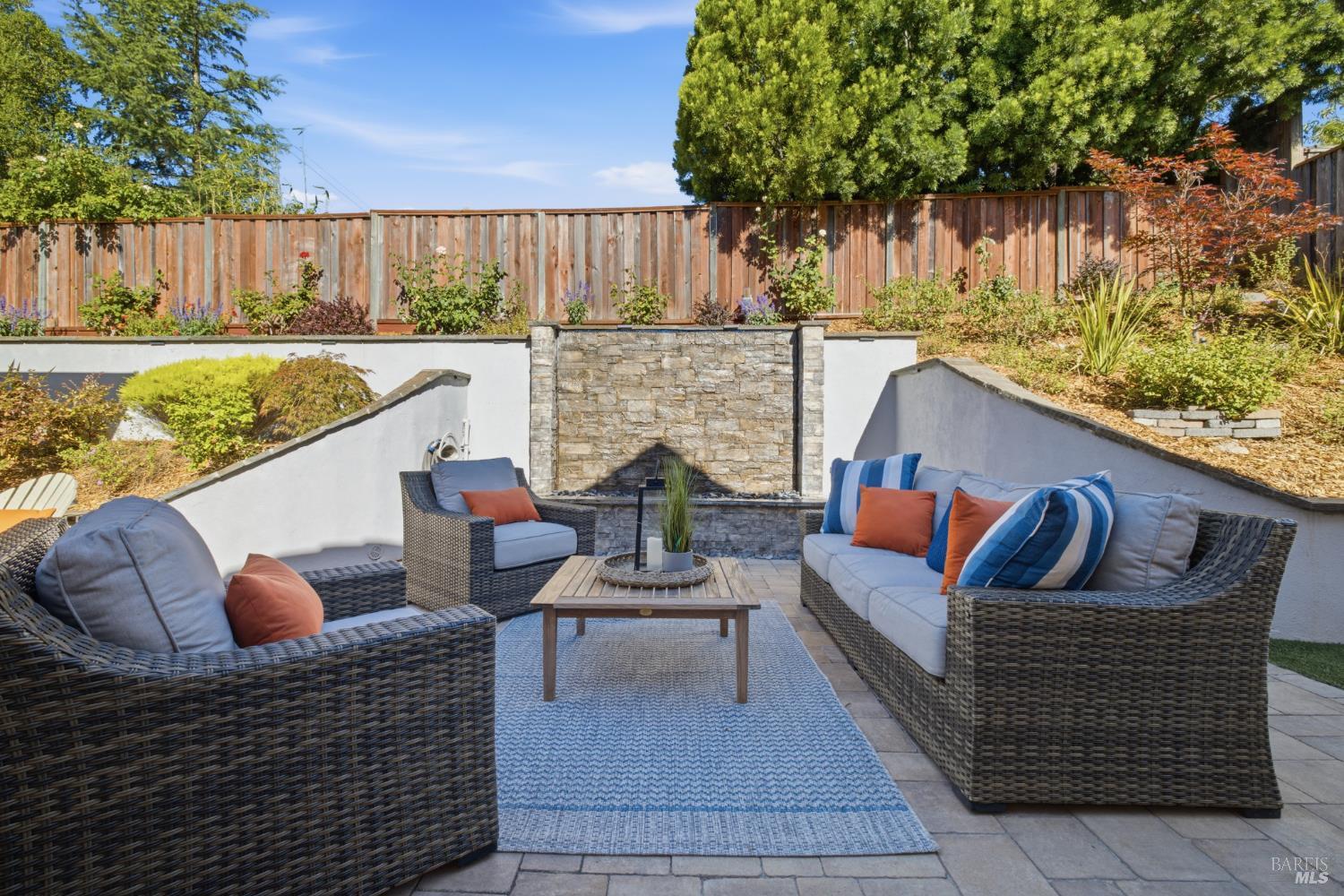 5 Copper Hill Way Novato CA 94947