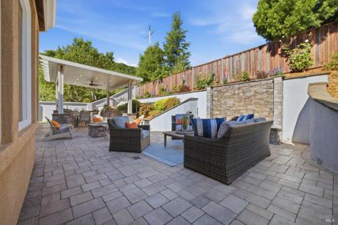 5 Copper Hill Way Novato CA 94947