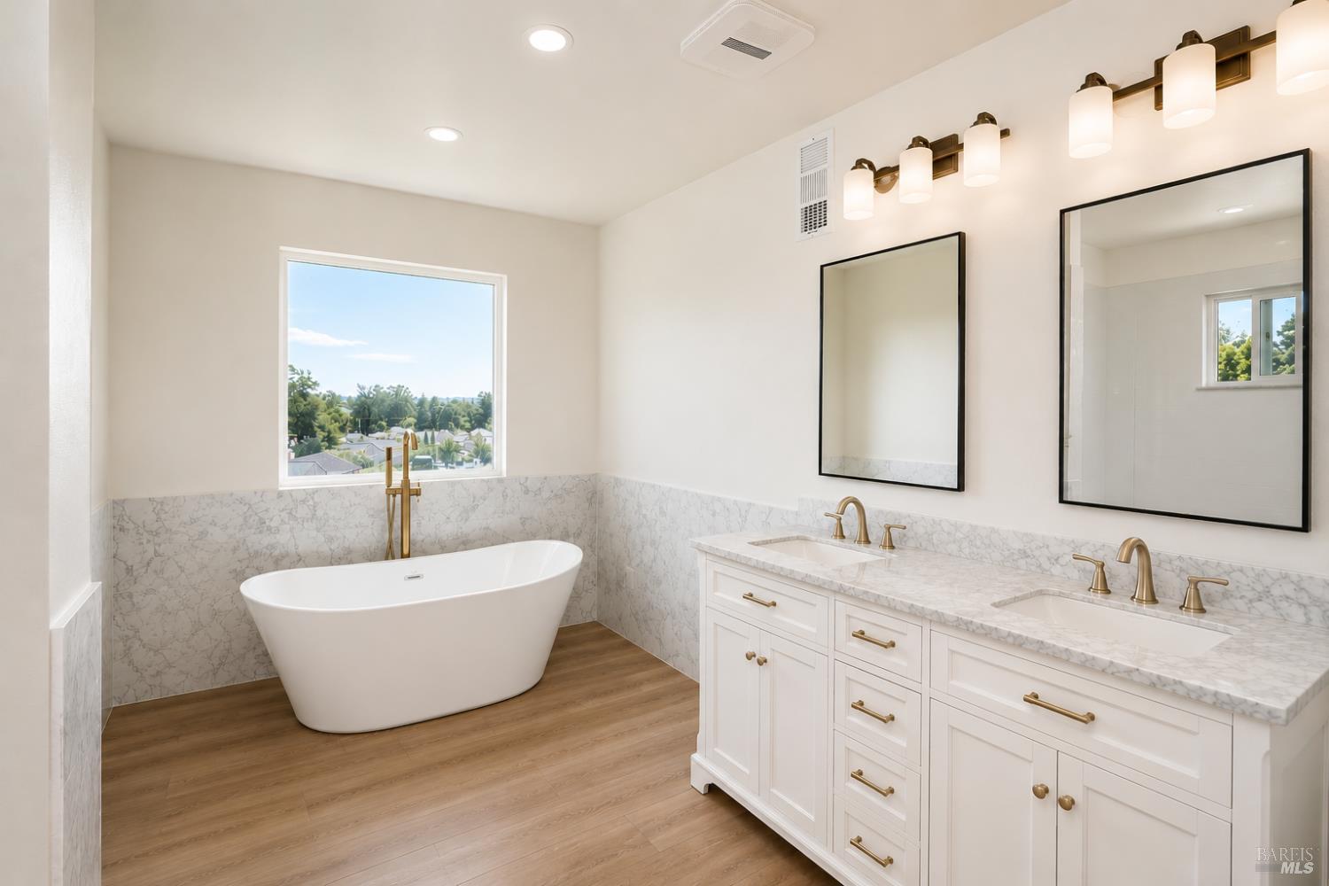 2862 82nd Avenue Oakland CA 94605