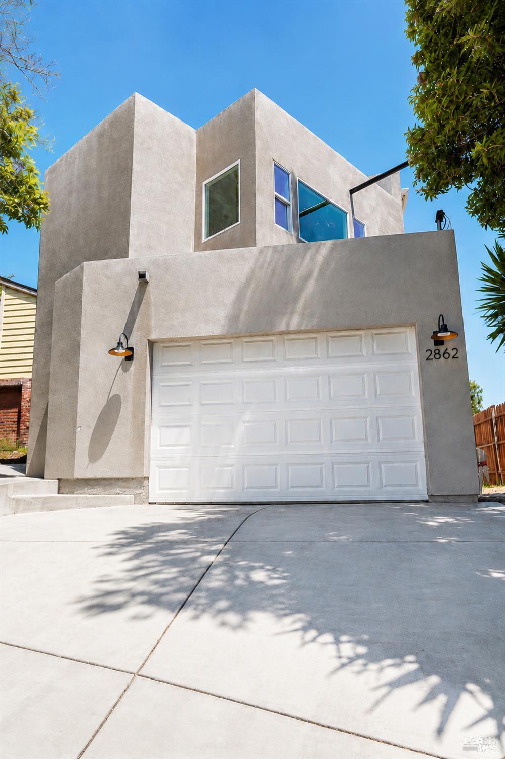 2862 82nd Avenue Oakland CA 94605