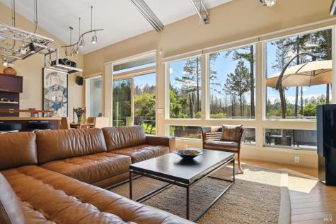 5940 Erland Road Santa Rosa CA 95404