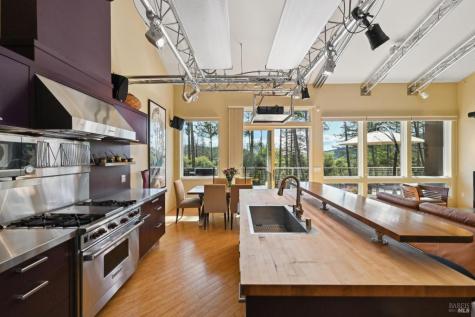 5940 Erland Road Santa Rosa CA 95404