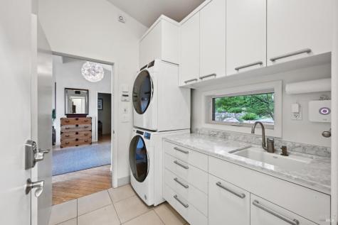 5940 Erland Road Santa Rosa CA 95404
