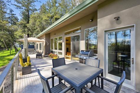 5940 Erland Road Santa Rosa CA 95404