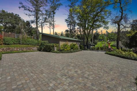 5940 Erland Road Santa Rosa CA 95404