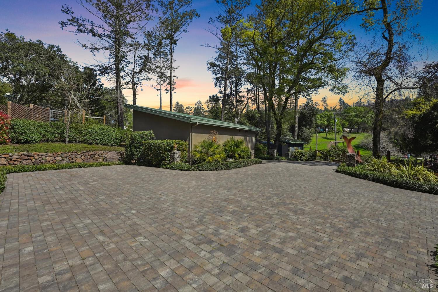 5940 Erland Road Santa Rosa CA 95404
