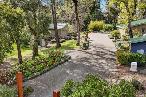 5940 Erland Road Santa Rosa CA 95404