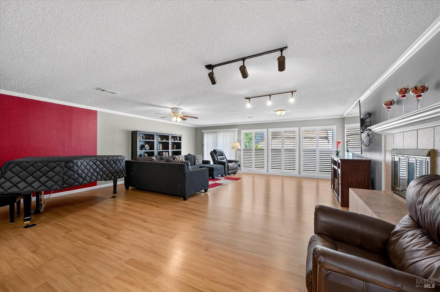 228 Valencia Street Vallejo CA 94591