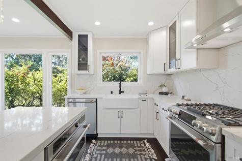8 Marina Court Drive San Rafael CA 94901