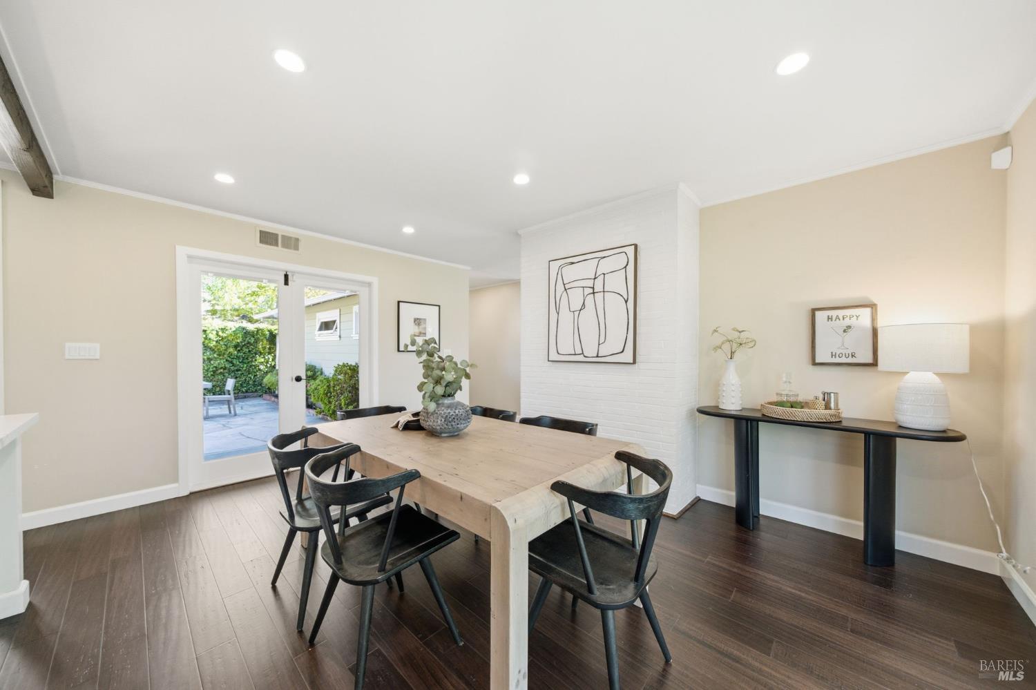 8 Marina Court Drive San Rafael CA 94901