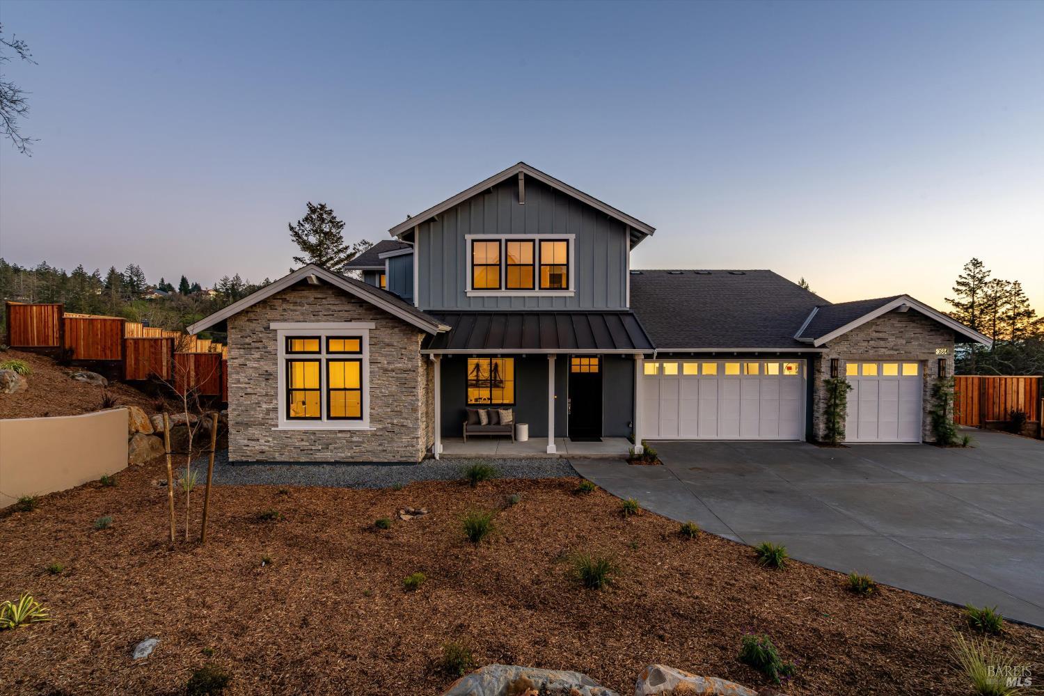 3684 Crown Hill Drive Santa Rosa CA 95404