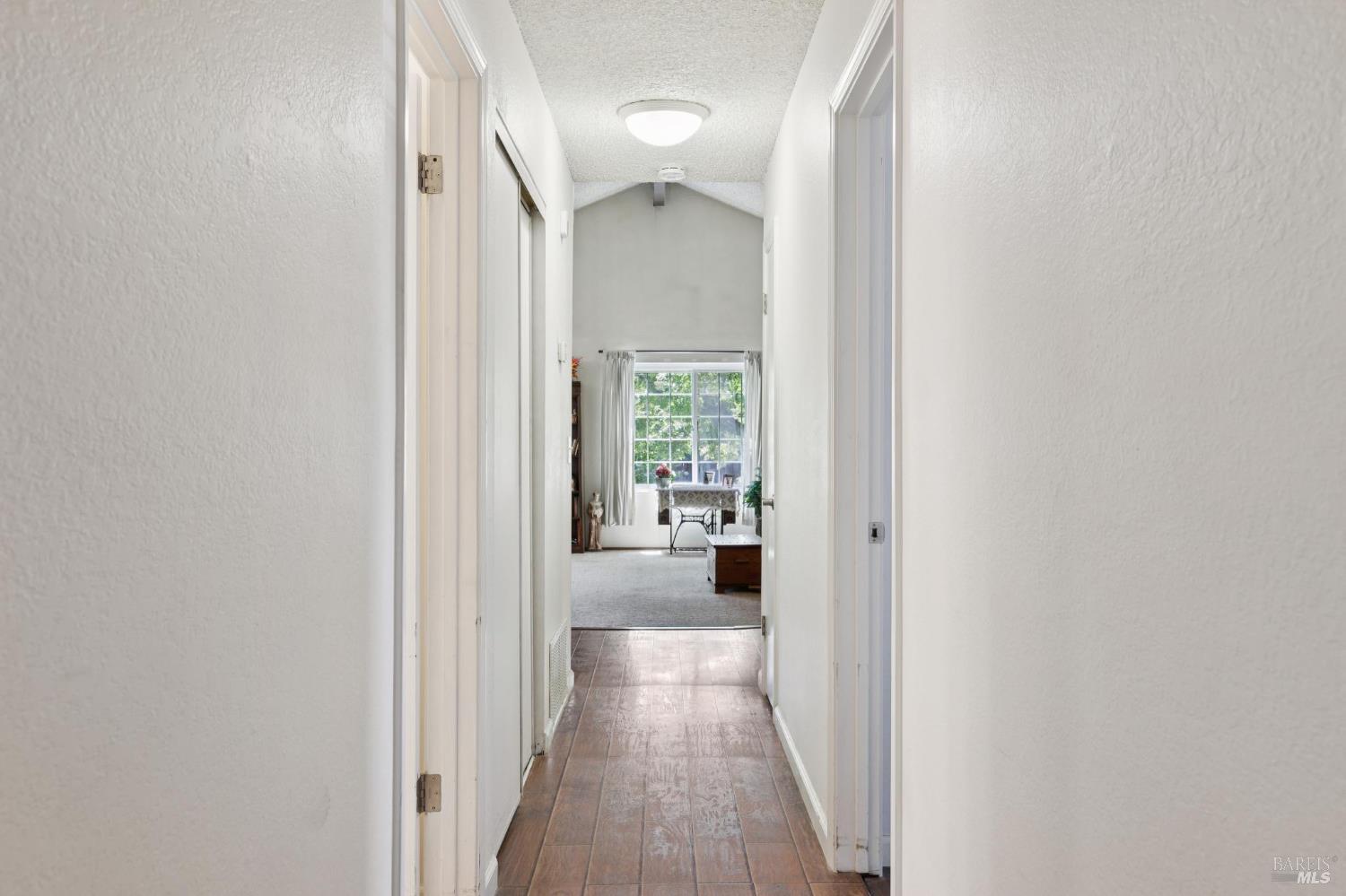 1676 Paulson Way Napa CA 94558