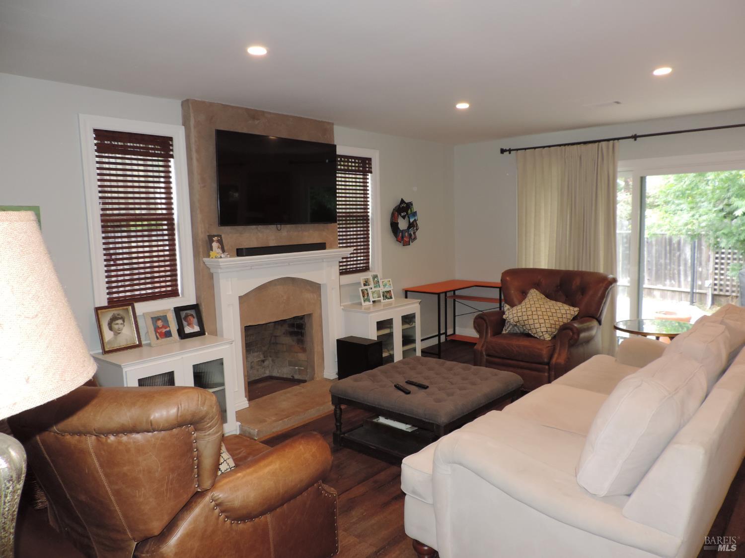 1027 Vassar Drive Napa CA 94558