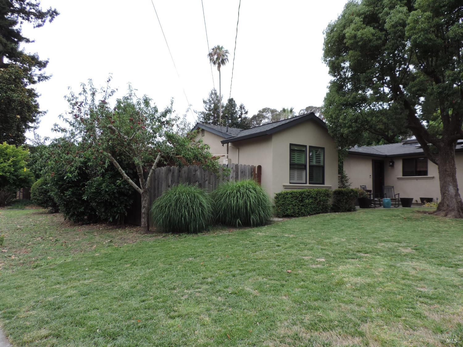 1027 Vassar Drive Napa CA 94558