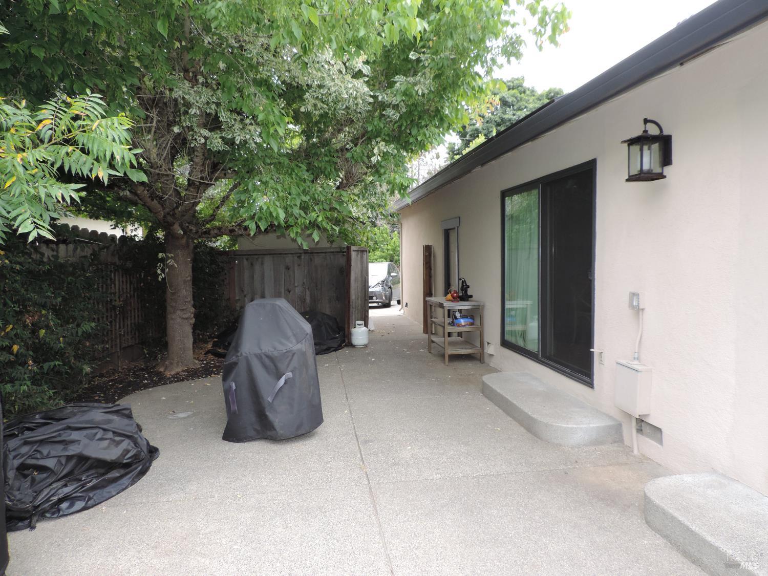 1027 Vassar Drive Napa CA 94558