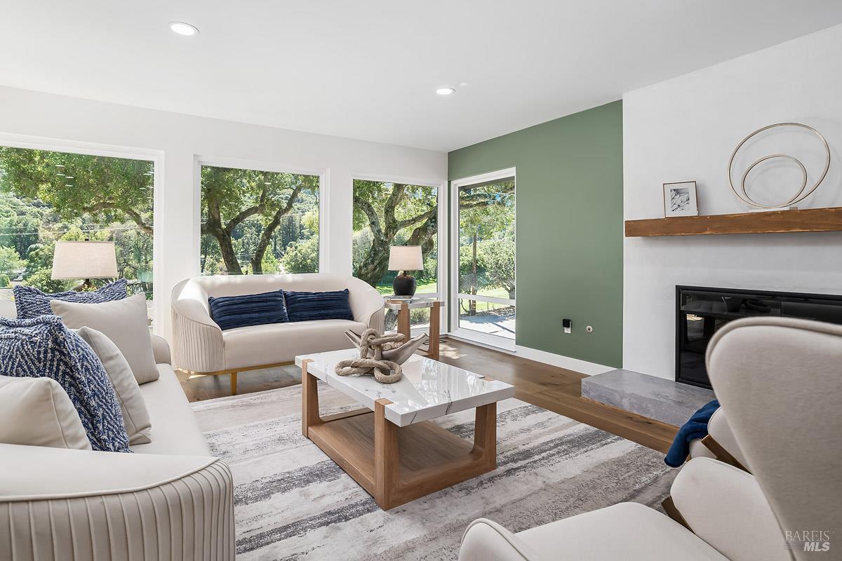 36 Capilano Drive Novato CA 94949