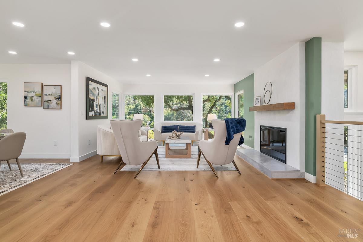 36 Capilano Drive Novato CA 94949