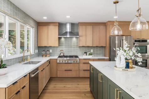 36 Capilano Drive Novato CA 94949