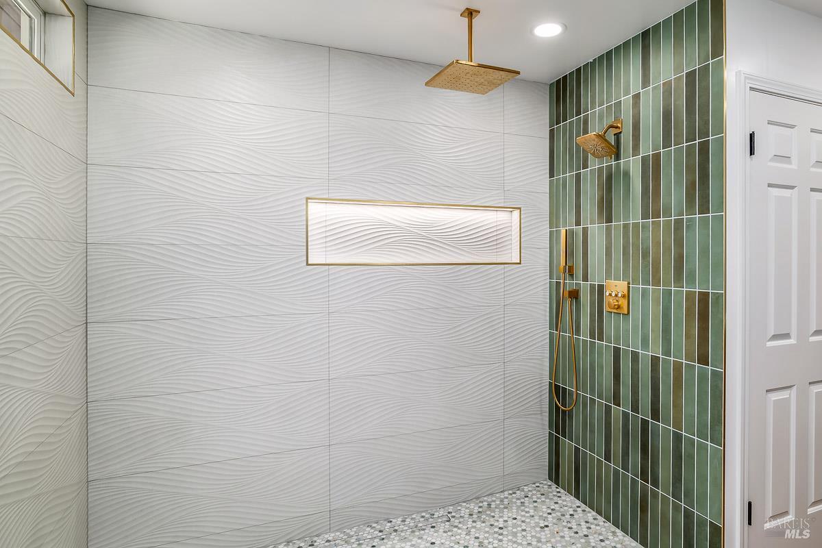 36 Capilano Drive Novato CA 94949
