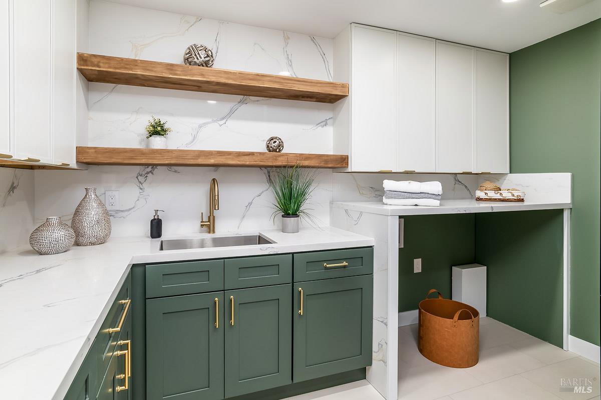 36 Capilano Drive Novato CA 94949