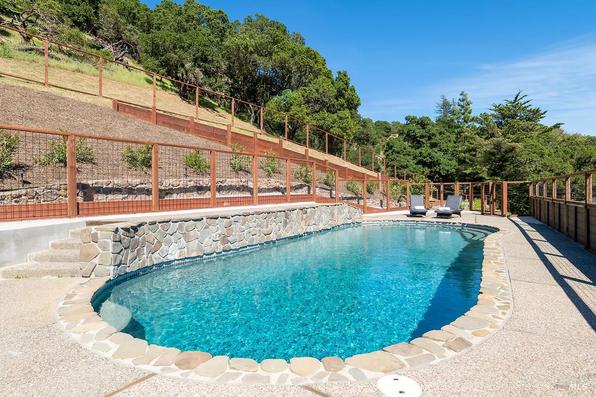 36 Capilano Drive Novato CA 94949