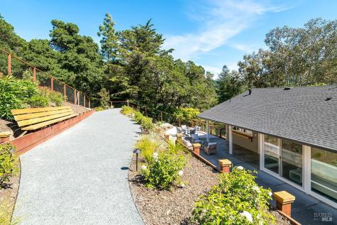 36 Capilano Drive Novato CA 94949