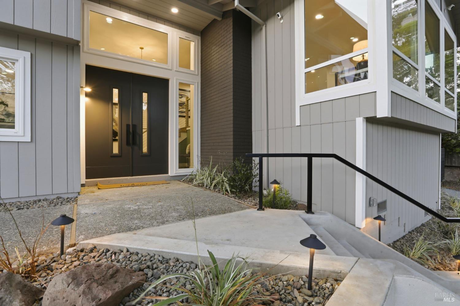36 Capilano Drive Novato CA 94949