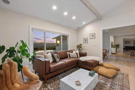 1236 N Fitch Mountain Road Healdsburg CA 95448