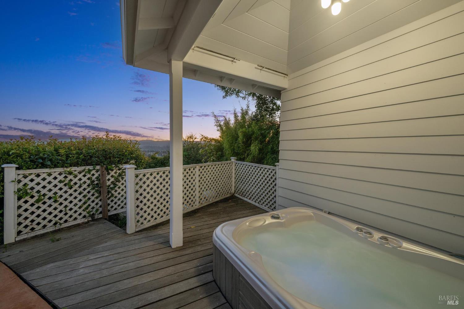 1236 N Fitch Mountain Road Healdsburg CA 95448