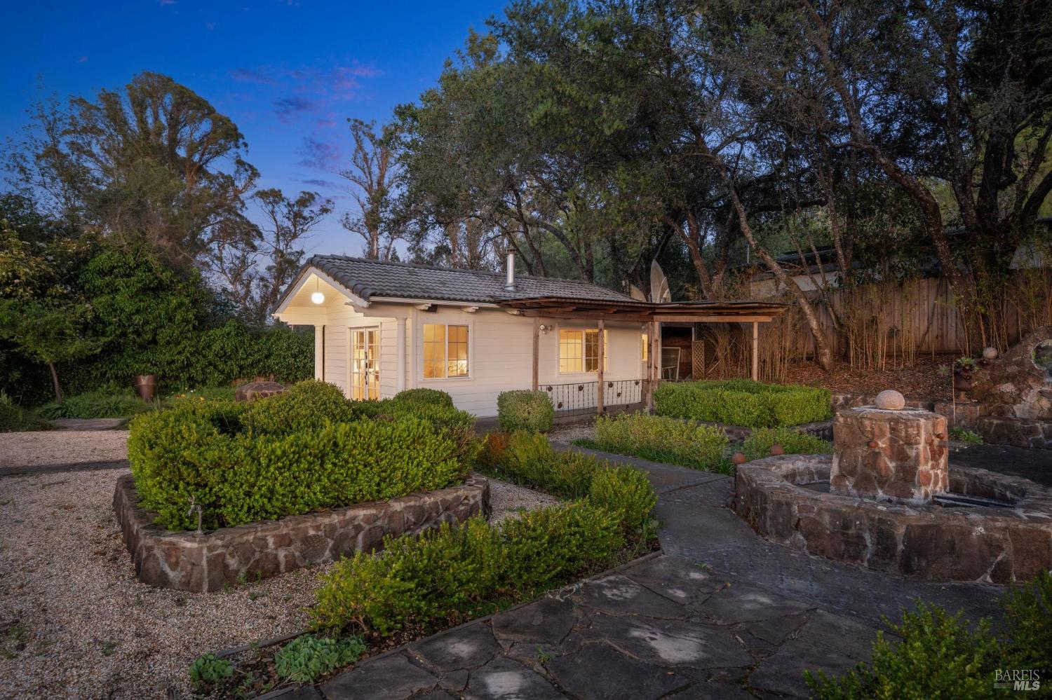 1236 N Fitch Mountain Road Healdsburg CA 95448
