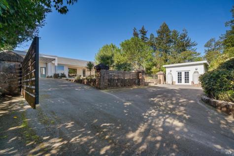 1236 N Fitch Mountain Road Healdsburg CA 95448