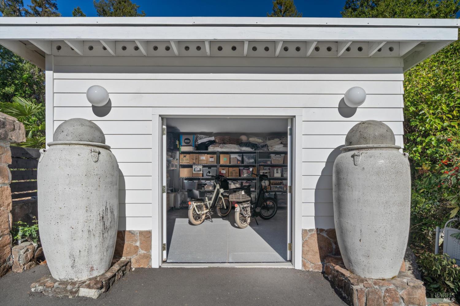 1236 N Fitch Mountain Road Healdsburg CA 95448
