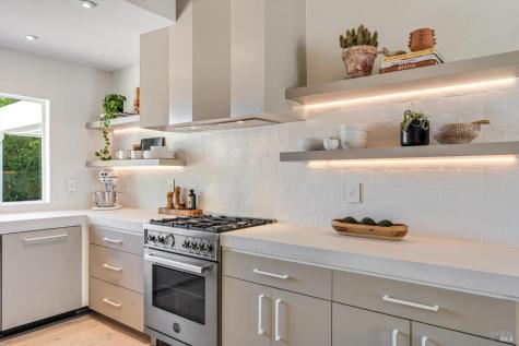 1236 N Fitch Mountain Road Healdsburg CA 95448