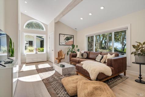 1236 N Fitch Mountain Road Healdsburg CA 95448