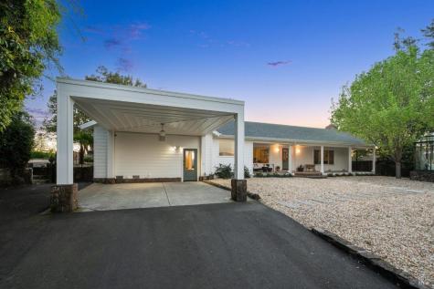 1236 N Fitch Mountain Road Healdsburg CA 95448