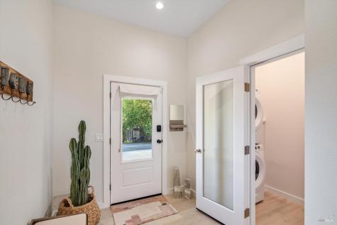 1236 N Fitch Mountain Road Healdsburg CA 95448