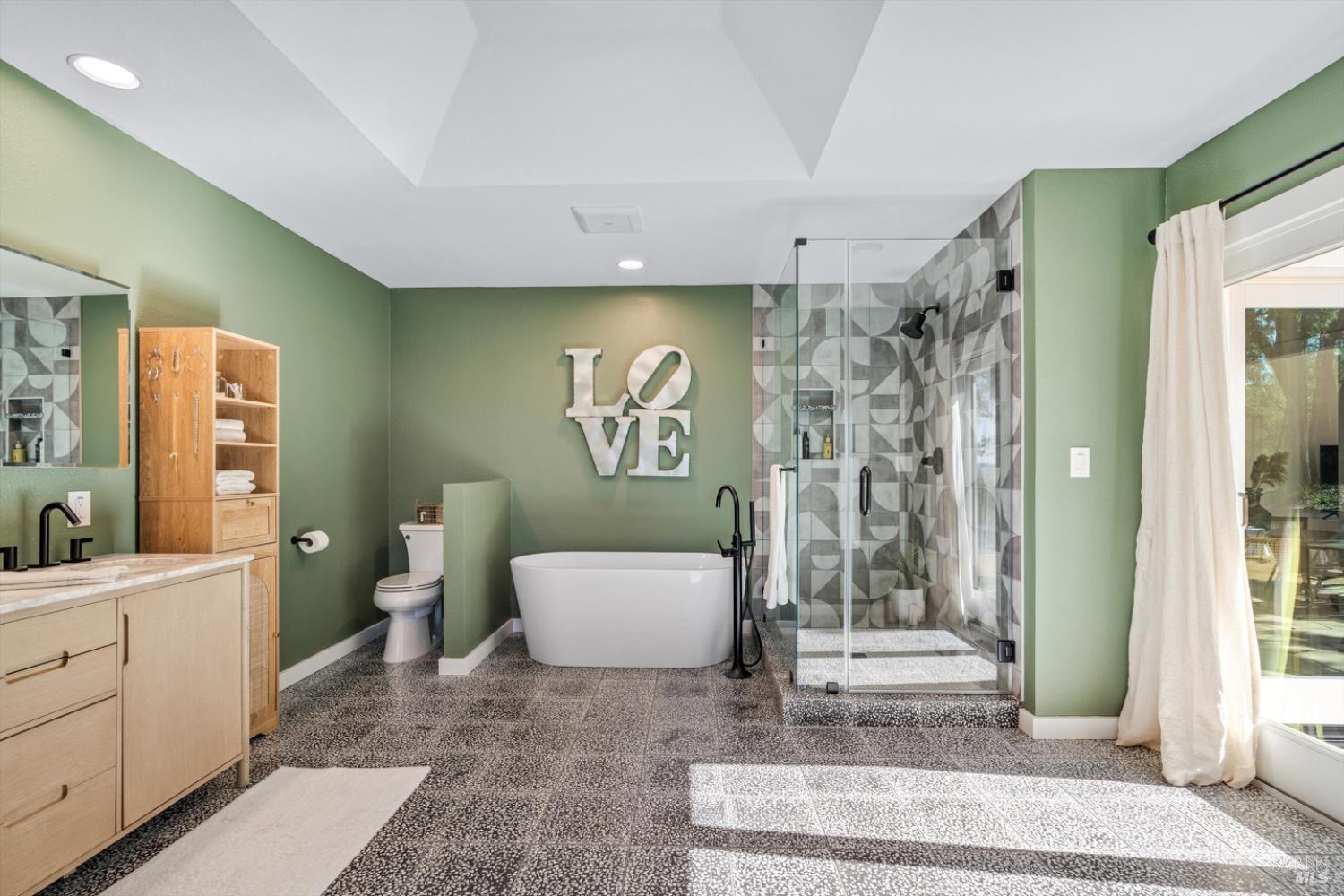 1236 N Fitch Mountain Road Healdsburg CA 95448