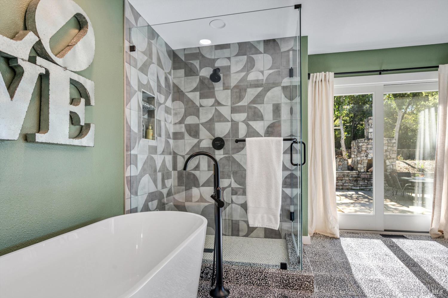 1236 N Fitch Mountain Road Healdsburg CA 95448