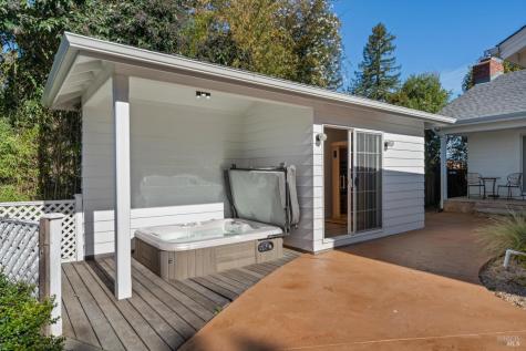 1236 N Fitch Mountain Road Healdsburg CA 95448