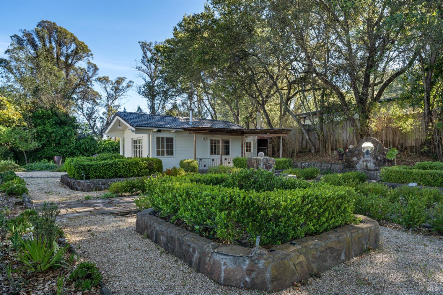 1236 N Fitch Mountain Road Healdsburg CA 95448