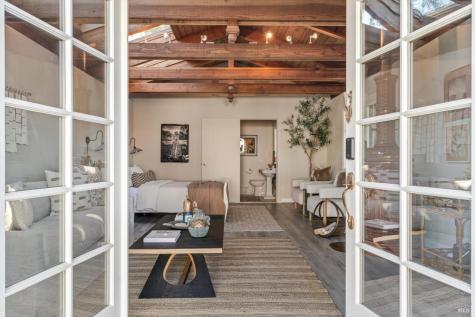 1236 N Fitch Mountain Road Healdsburg CA 95448