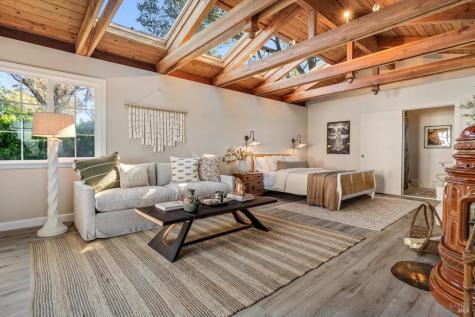 1236 N Fitch Mountain Road Healdsburg CA 95448